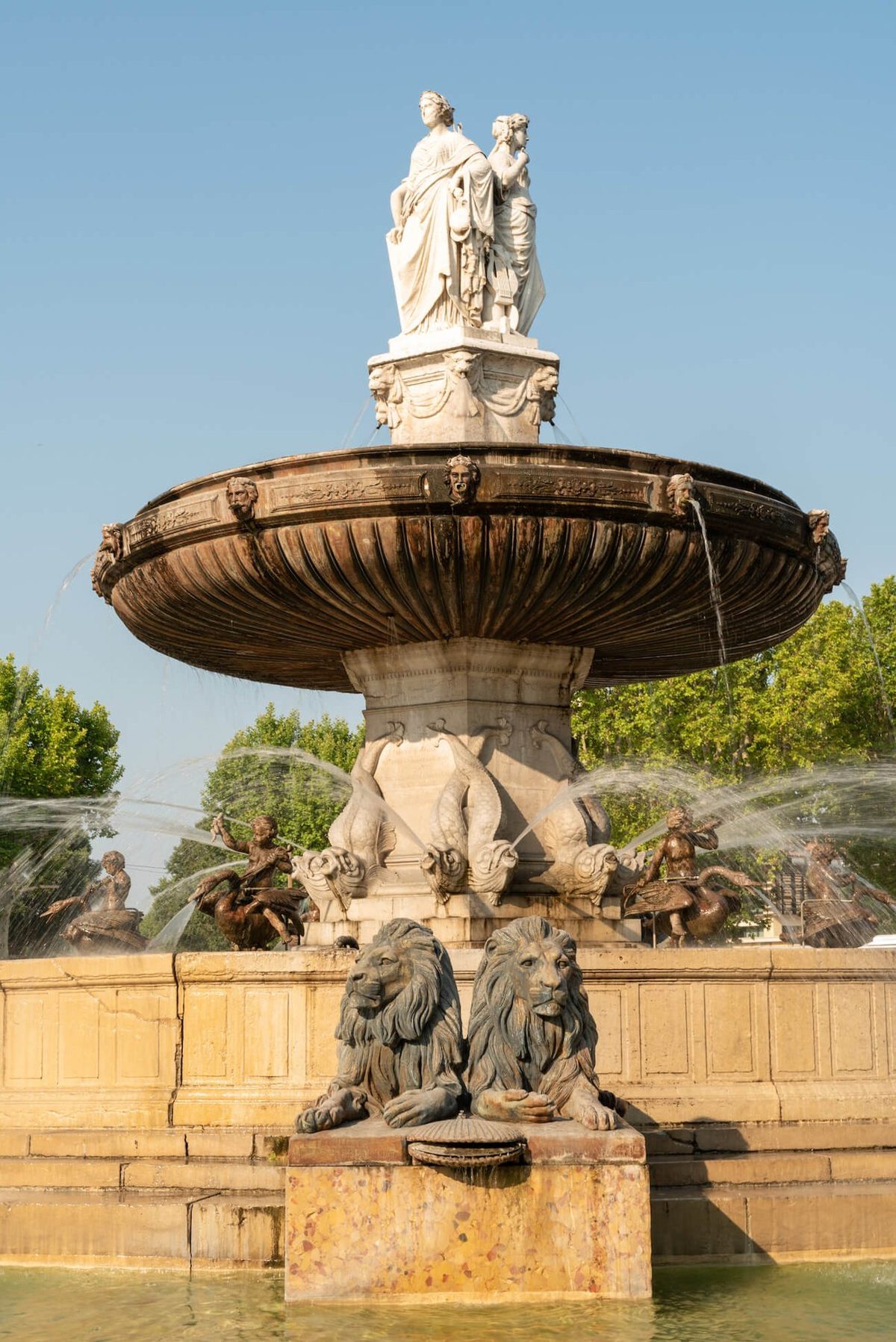 Aix, la ville aux mille fontaines